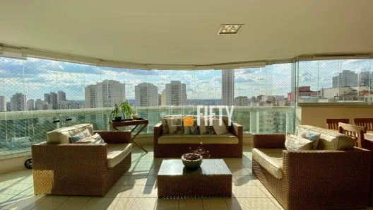 Apartamento com 3 Quartos à venda, 209m² no Vila Sofia, São Paulo
