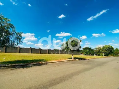 Lote/Terreno à venda, 300m² no Jardim Caxambu, Piracicaba