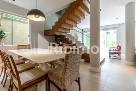 Casa com 4 Quartos à venda, 595m² no Humaitá, Rio de Janeiro