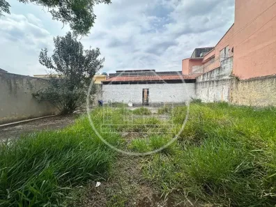Lote/Terreno à venda, 300m² no Jardim das Imbuias, São Paulo