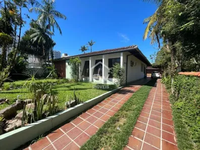 Casa com 3 Quartos à venda, 140m² no América, Joinville