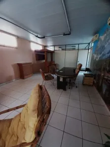Prédio Comercial para alugar, 320m² no Chácaras Tubalina e Quartel, Uberlândia