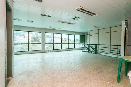 Prédio Comercial para alugar, 750m² no Cavalhada, Porto Alegre