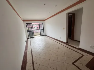 Apartamento com 2 Quartos para alugar, 80m² no Passagem, Cabo Frio