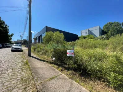 Lote/Terreno à venda, 720m² no Santa Lúcia, Caxias do Sul