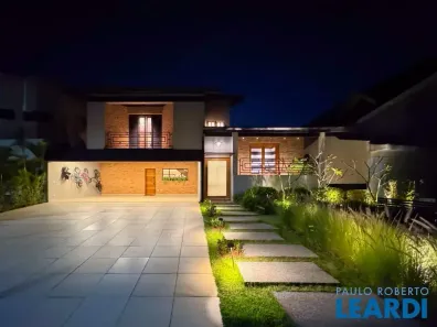 Casa de Condomínio com 4 Quartos à venda, 385m² no Alphaville, Santana de Parnaíba