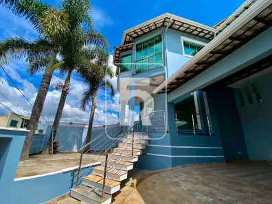 Casa com 3 Quartos à venda, 191m² no Santo Agostinho, Conselheiro Lafaiete