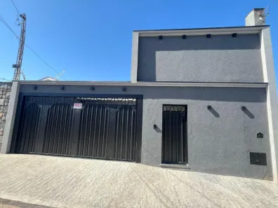 Casa com 4 Quartos à venda, 270m² no Jardim Líbano, Franca