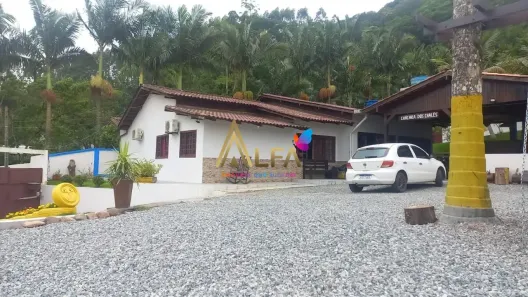 Fazenda/Sítio com 8 Quartos à venda, 500m² no Santa Lidia, Penha