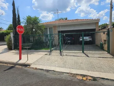 Casa com 3 Quartos à venda, 131m² no Jardim Imperador, Araraquara