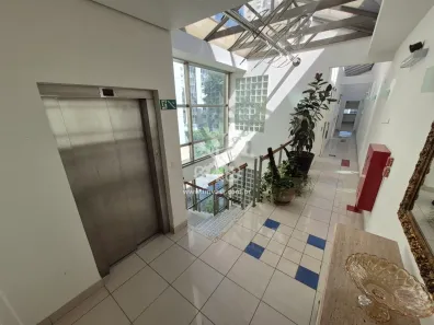 Prédio Comercial para alugar, 922m² no Pinheiros, São Paulo
