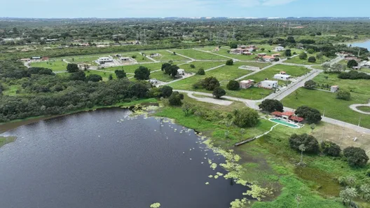 Lote/Terreno à venda, 375m² no Camará, Aquiraz