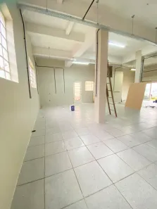 Ponto Comercial para alugar, 180m² no São João, Porto Alegre