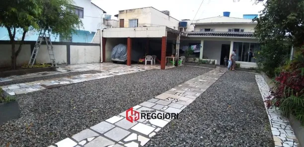 Casa com 3 Quartos à venda, 235m² no Praia dos Amores, Balneário Camboriú