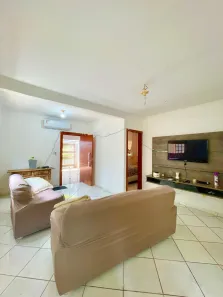 Casa com 4 Quartos à venda, 180m² no Jardim Imperial, Cuiabá