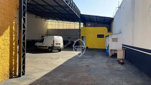 Galpão/Depósito/Armazém para alugar, 1800m² no Vila Siam, Londrina
