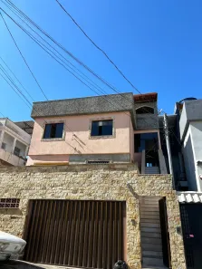 Casa com 4 Quartos à venda, 138m² no Centenário, Juiz de Fora