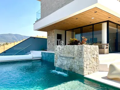 Casa com 4 Quartos à venda, 600m² no Vila Maringá, Jundiaí