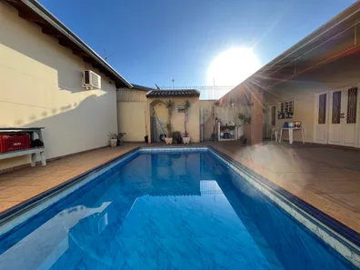 Casa com 4 Quartos à venda, 256m² no Jardim Solange, Bauru