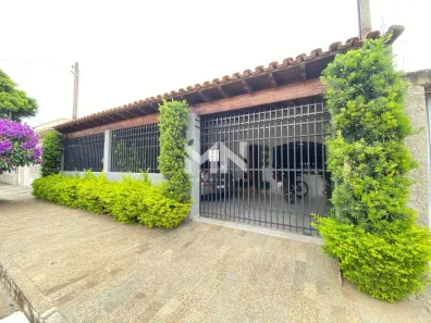 Casa com 2 Quartos à venda, 120m² no Parque Residencial Mayard, Itu