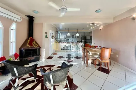 Casa com 3 Quartos à venda, 241m² no Harmonia, Canoas