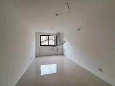Flat com 1 Quarto para alugar, 23m² no Jardim Amália, Volta Redonda