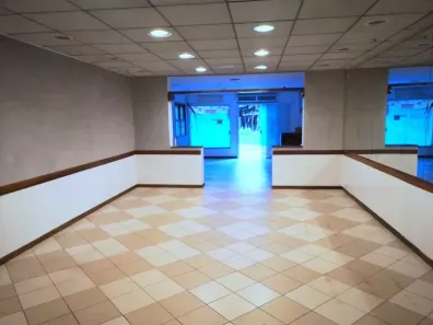 Ponto Comercial para alugar, 140m² no Cidade Monções, São Paulo