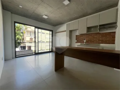 Apartamento com 1 Quarto para alugar, 50m² no Farroupilha, Porto Alegre