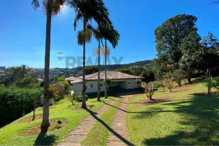 Casa de Condomínio com 3 Quartos para alugar, 400m² no Jardim Santa Rita de Cássia, Bragança Paulista
