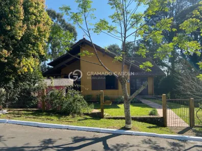 Casa com 3 Quartos à venda, 174m² no Carniel, Gramado