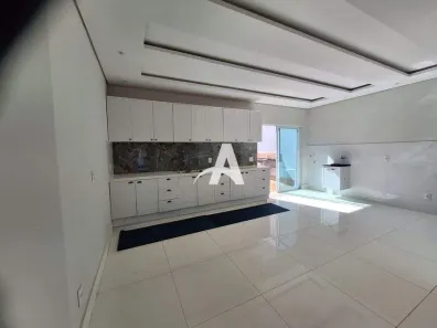 Casa com 3 Quartos para alugar, 220m² no Daniel Fonseca, Uberlândia