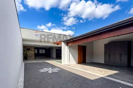 Casa com 2 Quartos à venda, 200m² no Parque São Manoel, Leme