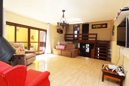 Casa com 3 Quartos à venda, 246m² no Vila João Pessoa, Porto Alegre