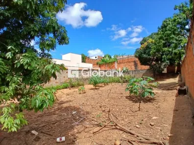 Lote/Terreno à venda, 357m² no Santa Rafaela, Montes Claros