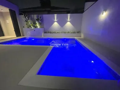 Casa de Condomínio com 3 Quartos à venda, 252m² no Urbanova, São José dos Campos