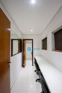 Sala Comercial para alugar, 8m² no Jardim das Acácias, São Paulo