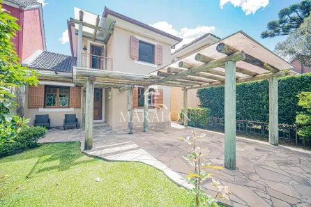 Casa de Condomínio com 3 Quartos à venda, 238m² no Vila Dante, Canela