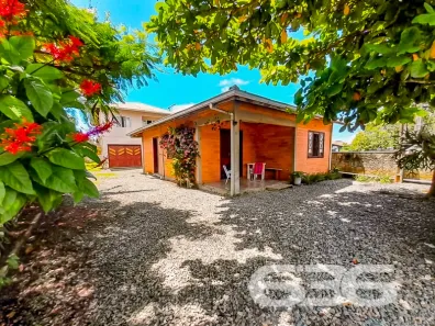 Casa com 5 Quartos à venda, 340m² no Centro, Balneário Barra do Sul