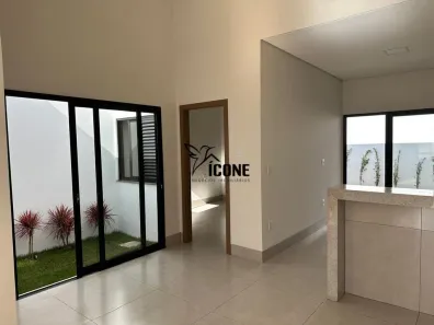 Casa com 3 Quartos à venda, 93m² no Novo Mundo, Uberlândia