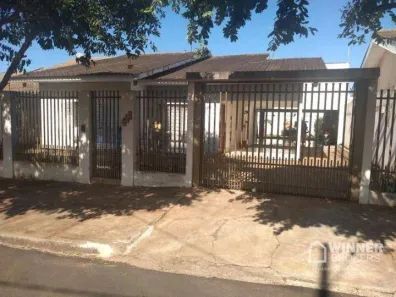 Casa com 3 Quartos à venda, 186m² no Jardim das Nações, Paranavaí