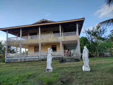 Fazenda/Sítio com 9 Quartos à venda, 600m² no , Valença