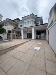 Casa de Condomínio com 3 Quartos para alugar, 330m² no Vargem Pequena, Rio de Janeiro