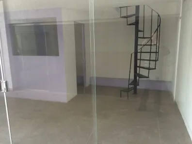 Ponto Comercial para alugar, 50m² no Três Barras, Contagem