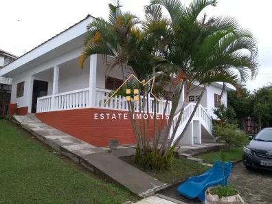 Fazenda/Sítio com 3 Quartos à venda, 239m² no Centro, Igaratá