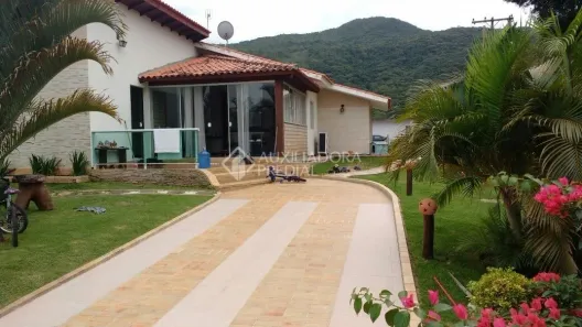 Casa com 3 Quartos à venda, 110m² no Ressacada, Garopaba