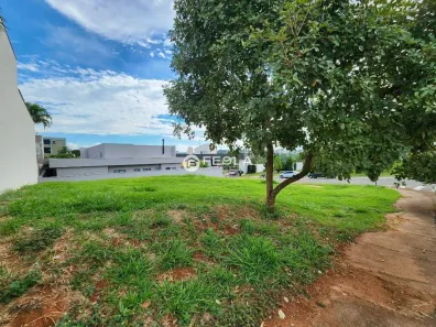 Lote/Terreno à venda, 650m² no Loteamento Residencial Jardim dos Ipês Amarelos, Americana