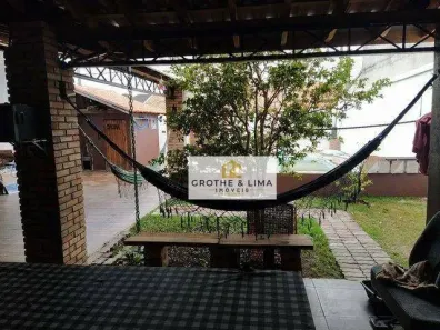 Sobrado com 4 Quartos à venda, 270m² no Residencial Altos do Bosque, São José dos Campos