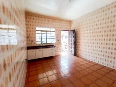 Casa com 2 Quartos para alugar, 100m² no Vila Camilópolis, Santo André