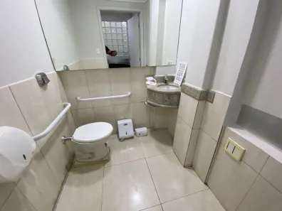 Ponto Comercial com 6 Quartos para alugar, 200m² no Centro, Uberlândia