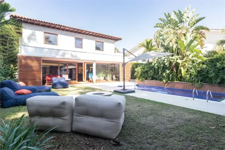 Sobrado com 4 Quartos à venda, 420m² no Boaçava, São Paulo